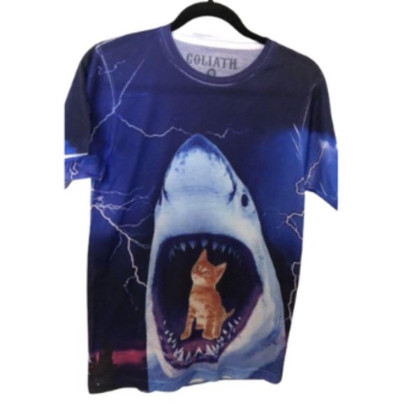 GRAPHIC TEE SHARK - Picture 2 of 4
